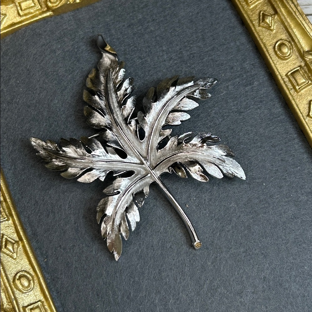 Vintage Trifari Large Silver Leaf Brooch